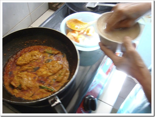 13 Mix the tamarind and balance of santan 13 Mix the tamarind and balance of santan